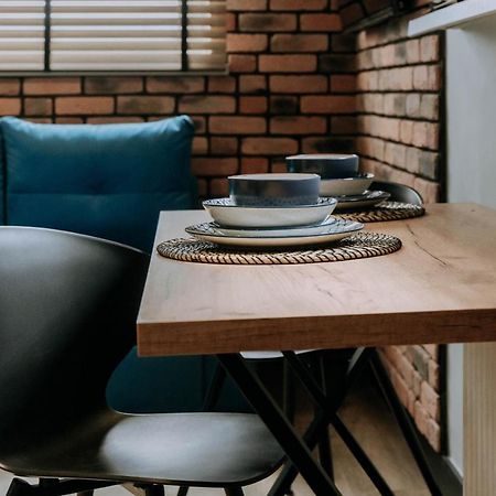 شقة Mini Loft Na Dachu شتشيتسين المظهر الخارجي الصورة